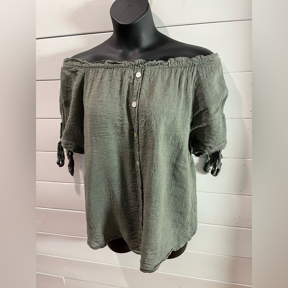 Off-Shoulder Olive Green Buttoned Top – XL (No Brand) - Picture 1 of 6